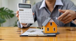 Assurance habitation : quelles villes voient leurs tarifs exploser à cause du climat et de l&rsquo;insécurité ?