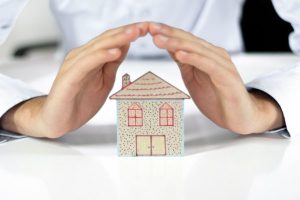 Comment protéger votre maison des catastrophes naturelles : astuces contre les intempéries, incendies et séismes