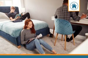 Hausse de 8 % des assurances habitation pour étudiants : astuces pour alléger vos factures !